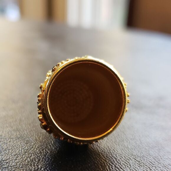 Vtg Jewled Thimble - Picture 6 of 6